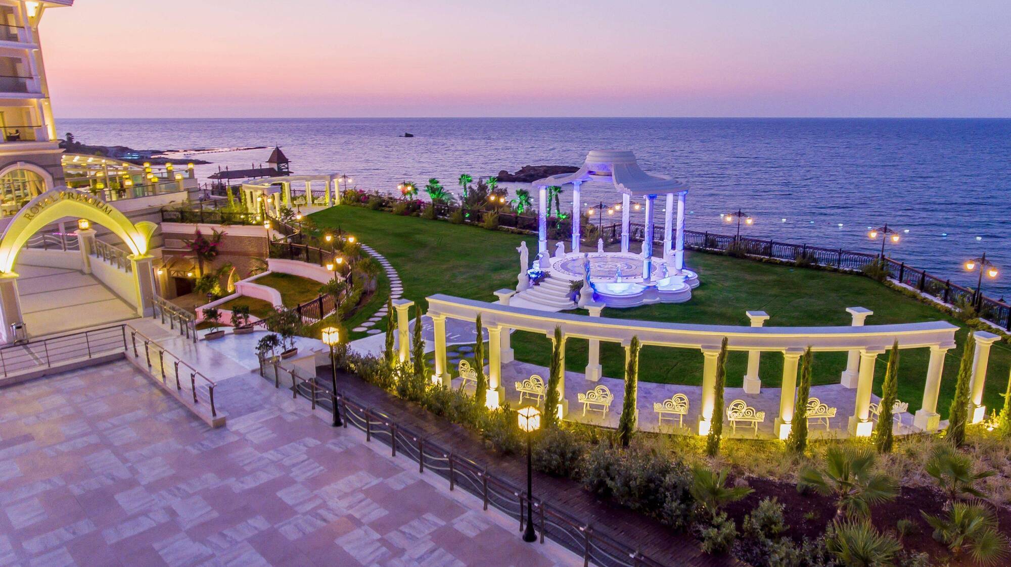 Merit Royal Hotel & Casino Karavas  Exteriér fotografie